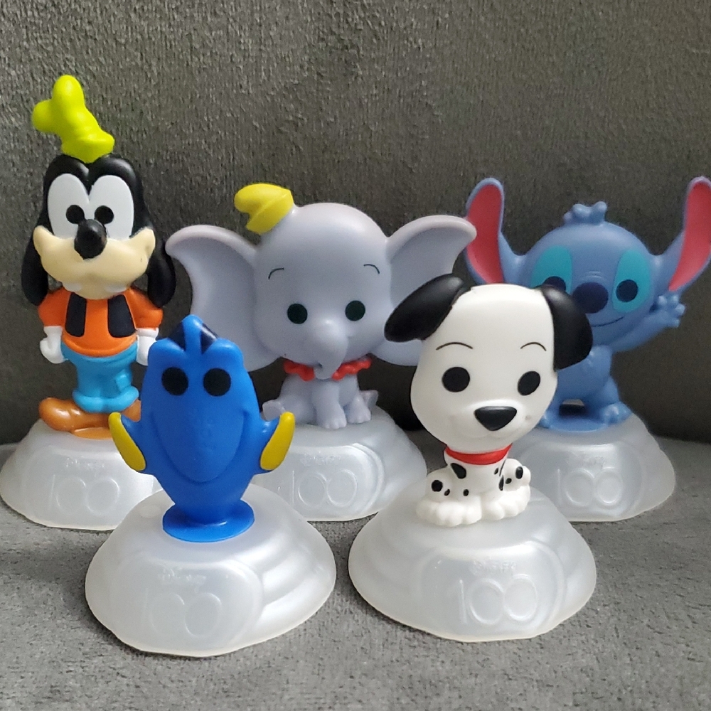 Assorted Disney 100 Mc Donalds Toy Lot#8